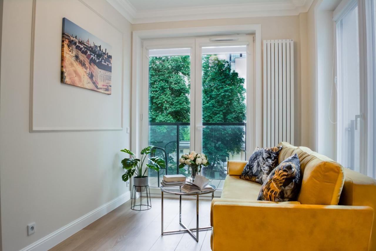 Warsaw Seasons By Alluxe Boutique Apartments Esterno foto