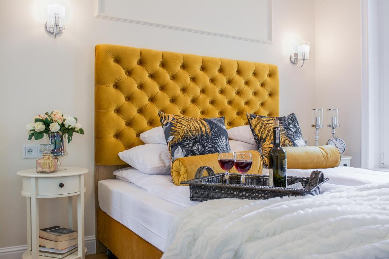 Warsaw Seasons By Alluxe Boutique Apartments Esterno foto