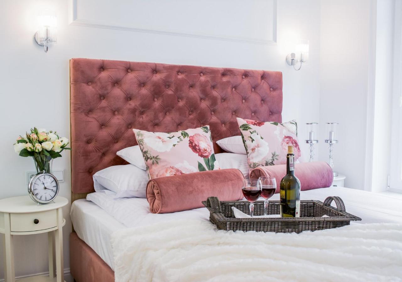Warsaw Seasons By Alluxe Boutique Apartments Esterno foto